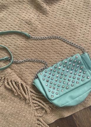 Новая маленькая сумка бирюзового цвета с цепью из эко кожи rue211 фото