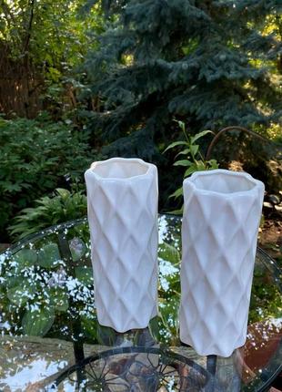 Фарфоровая ваза для цветов. высота 22 см. диаметр 12 см.4 фото