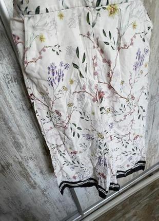 Шикарные стильные эффектные летние белые в цветочный принт укороченные брюки кюлоты xs3 фото