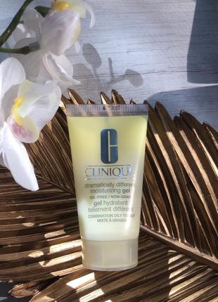 Гель для комбинированной и жирной кожи clinique dramatically different moisturizing gel