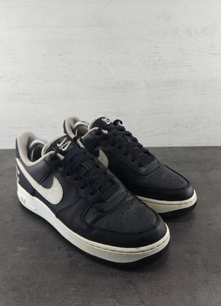 Кроссовки nike air force 1. размер 40