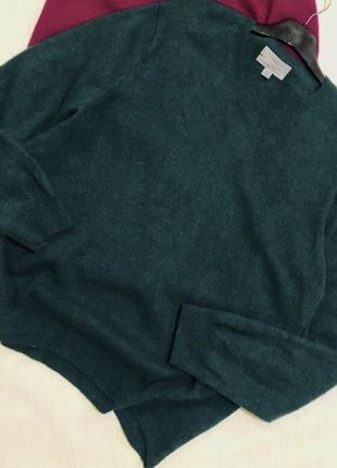 Объемный шерстяной свитер3 фото