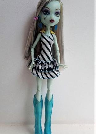 Лялька монстер хай фрэнки штейн она живая monster high frankie stein