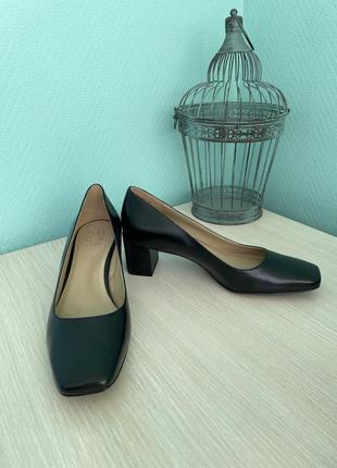 Туфлі шкіряні