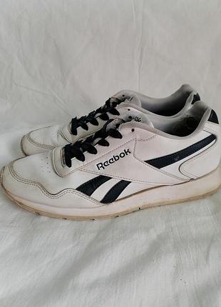 Білі кросівки reebok унісекс