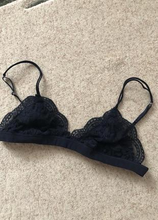 Ажурный простой красивый лиф, лифчик