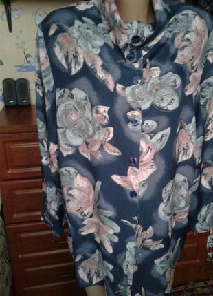 Шикарная блуза в цветы с двумя способами носки воротника 52-54р4 фото