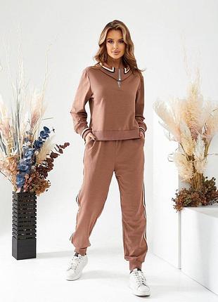 Костюм
