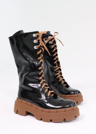 Черные лаковые высокие берцы демисезонные зимние цвет на выбор