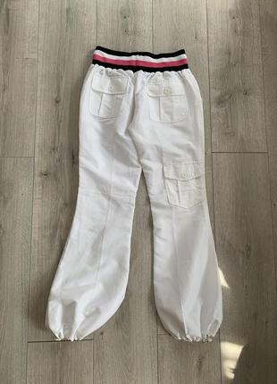 Брюки штаны джоггер с манжетами внизу размер s белого цвета4 фото