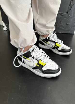 Демисезонное белые кроссовки кеды nike sb dunk low scrap wolf белые женские кроссовки nike sb dunk1 фото