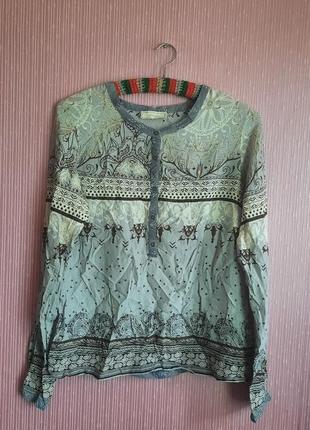 Дизайнерская вискозная блуза с орнаментами этно бохо от скандинавов cream1 фото