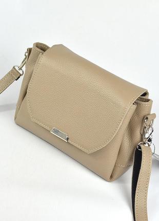 Бежевая маленькая кожаная сумочка клатч на три отделения, мини сумка женская из натуральной кожи8 фото