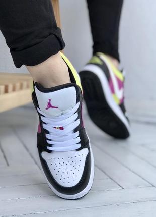 Эффектные яркие кроссовки в стиле nike jordan retro 1 low низкие найк джордан премиум кожаные цветные трендовые3 фото