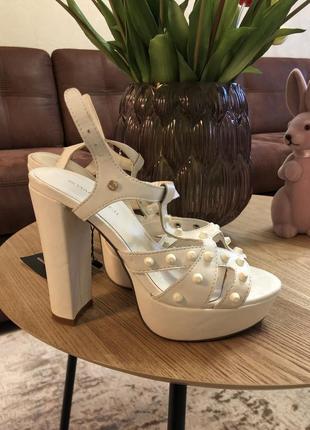 Босоніжки 34/35 розмір3 фото