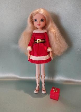 Лялька моxie, лялька у різдвяному платті1 фото