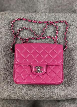 Безупречная розовая сумка chanel pink quilted на длинном ремешке1 фото