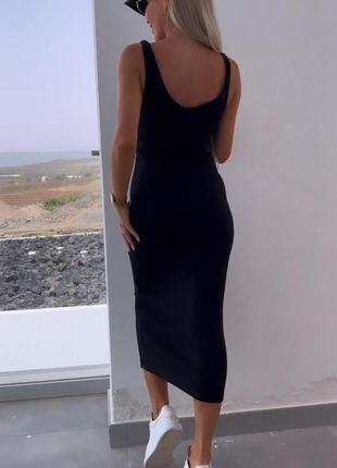 Комплект трикотажное платье-миди по фигуре в рубчик платья черная оверсайз свитшот укороченный в черно-белую полоску костюм3 фото