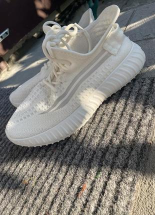 Женские кроссовки, кеды