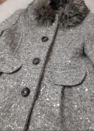 Тепле пальто для дівчинки7 фото