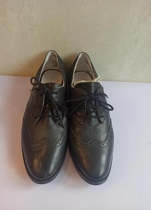 Туфлі оксфорди шкіряні 39р