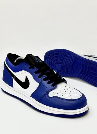 Стильные кожаные мужские кроссовки nike air jordan 1 low  демисезонные мужские кроссовки из кожи двухцветные мужские кроссовки с перфорацией4 фото