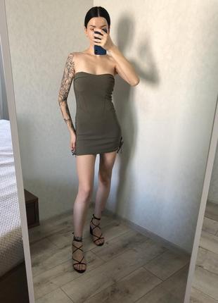 Невероятная bodycon dress prettylittlething 🐍