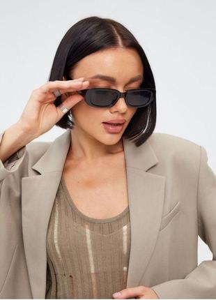 Сонцезахисні окуляри прямокутні хіт тренд сезону