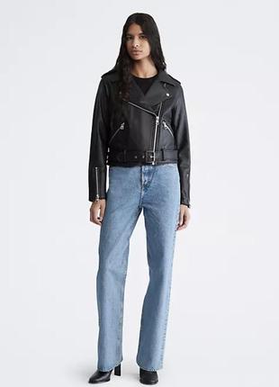 Женская кожаная куртка oversize от ck4 фото