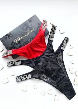 Набір стрінг з камінням трусиків зі стразами чорні червоні shine strap thong panty box set