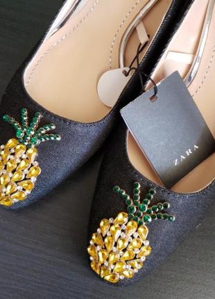 Прекрасні зручні нові туфлі з деніму з ананасом zara2 фото