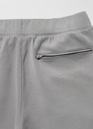 Мужские спортивные штаны uniqlo с системой dry, размер л7 фото