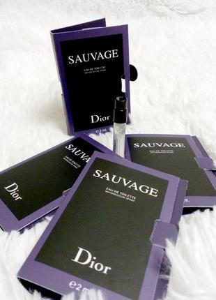 Christian dior sauvage💥оригінал мініатюра пробник 2 мл spray mini книжка7 фото