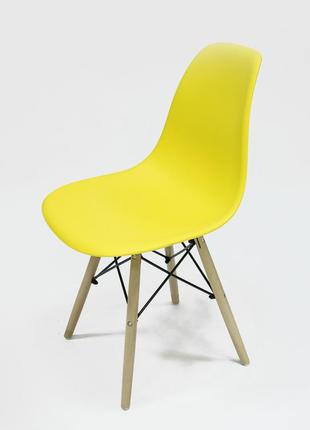 Желтый яркий пластиковый стул intarsio eliot желтый (eliotye) для кухни, кафе4 фото