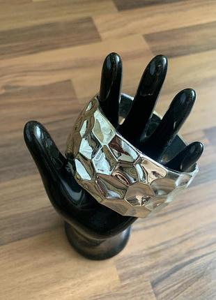 Браслеты на руку