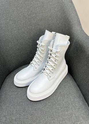 Белые кожаные ботинки на шнуровке берцы2 фото