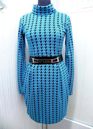 Класне трикотажне плаття з - м