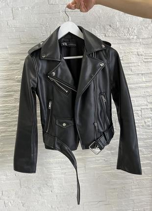 Кожаная куртка косуха zara