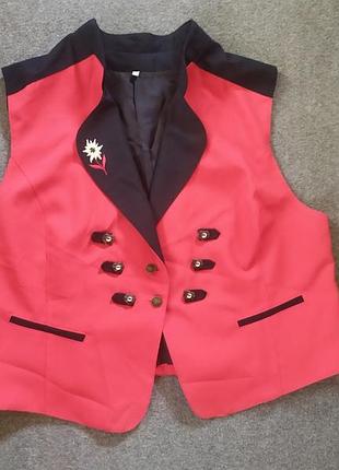 Жилет с эдельвейсом