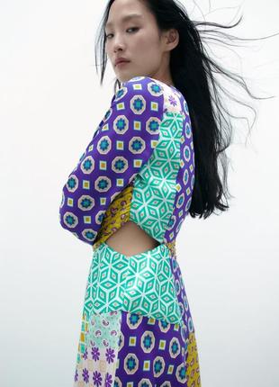 Атласное платье zara в стиле печворк xl 46-483 фото