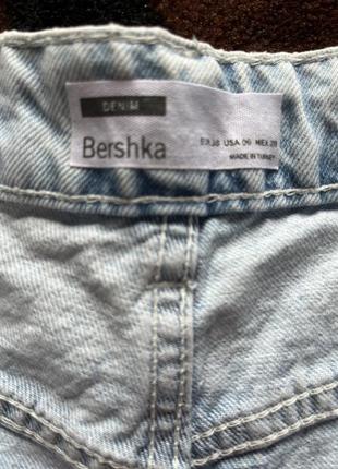 Шорти bershka