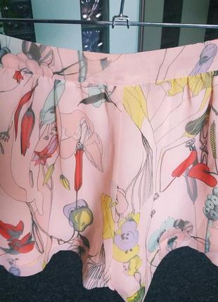 *шорты бежево-розовые в абстрактно-цветочный принт h&m новые*6 фото