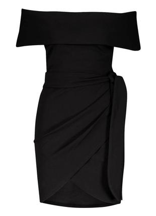 Эффектное качественное плотное эластичное платье со спущенными плечами с вшитым поясом2 фото