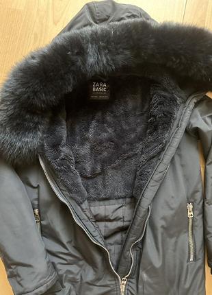 Стильная зимняя куртка с натуральным мехом3 фото