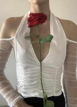 Білий кроп топ