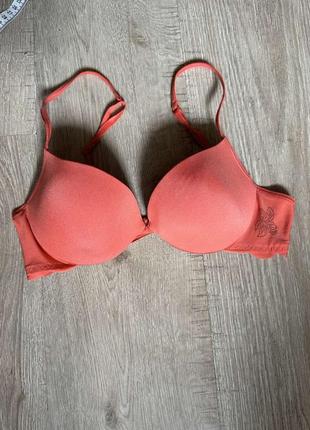 Бюстгальтер