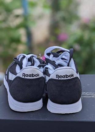 Жіночі кросівки reebok classic nylon black white4 фото