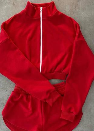 Костюм кофта зиппер на молнии короткая со спущенным плечом шорты мини широкая резинка комплект красный белый спортивный4 фото