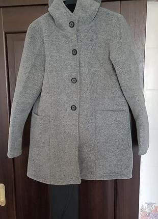 Пальто куртка італія