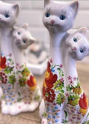 Статуетка "пара котов" белые петриковские котики - петриковская розпись.